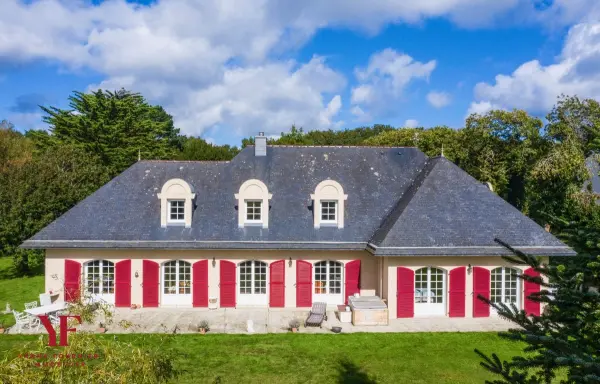 Dirinon 29460 – Vente maison/villa 10&nbsp;pièces 3&nbsp;chambres