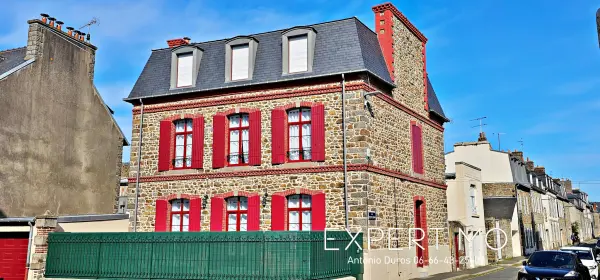 Saint-Brieuc 22000 – Vente maison/villa 10&nbsp;pièces 7&nbsp;chambres