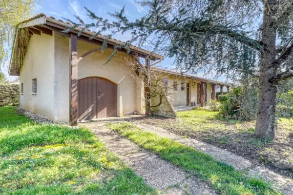 Saint-Louis-de-Montferrand 33440 – Vente maison/villa 6&nbsp;pièces 4&nbsp;chambres