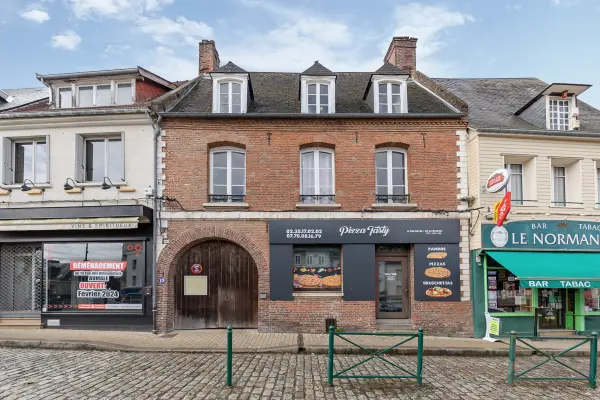 Aumale 76390 – Vente immeuble