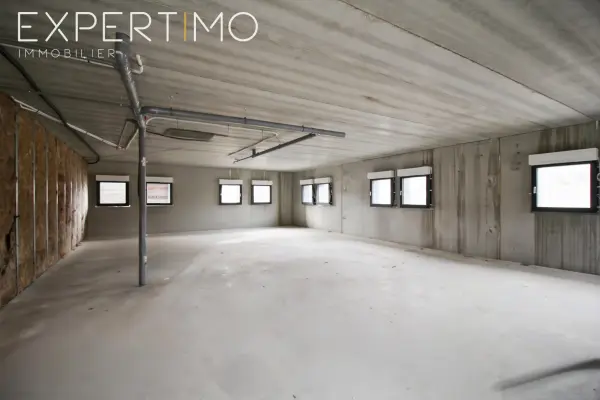 Peyruis 04310 – Vente local