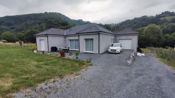 Oloron-Sainte-Marie 64400 – Vente maison/villa 5&nbsp;pièces 4&nbsp;chambres