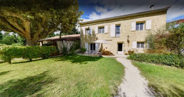 L&rsquo;Isle-sur-la-Sorgue 84800 – Vente maison/villa 12&nbsp;pièces 8&nbsp;chambres