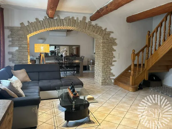 Noves 13550 – Vente maison/villa 8&nbsp;pièces 4&nbsp;chambres