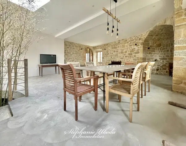 Alleins 13980 – Vente maison/villa 6&nbsp;pièces 4&nbsp;chambres