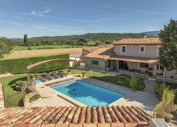 Villelaure 84530 – Vente maison/villa 9&nbsp;pièces 8&nbsp;chambres