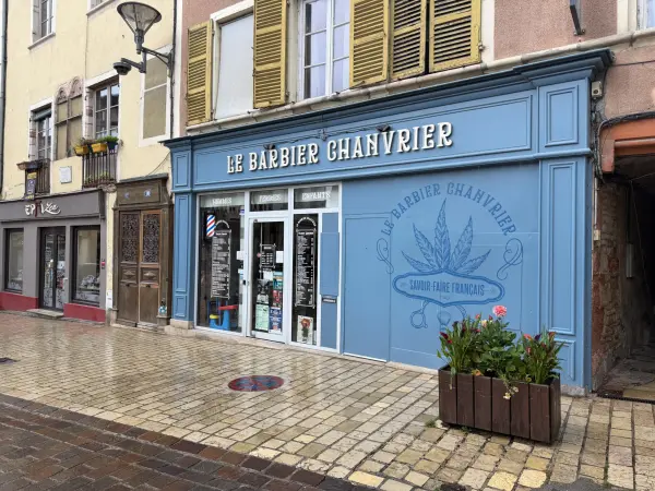 Tournus 71700 – Vente fonds de commerce boutique 4&nbsp;pièces