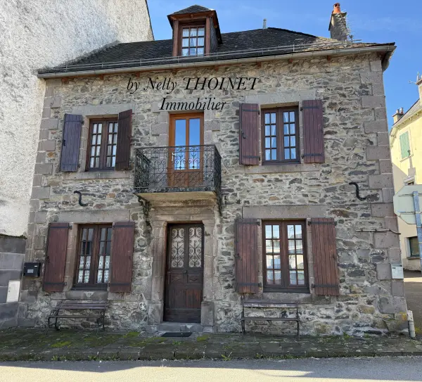 Besse-et-Saint-Anastaise 63610 – Vente maison/villa 5&nbsp;pièces 4&nbsp;chambres