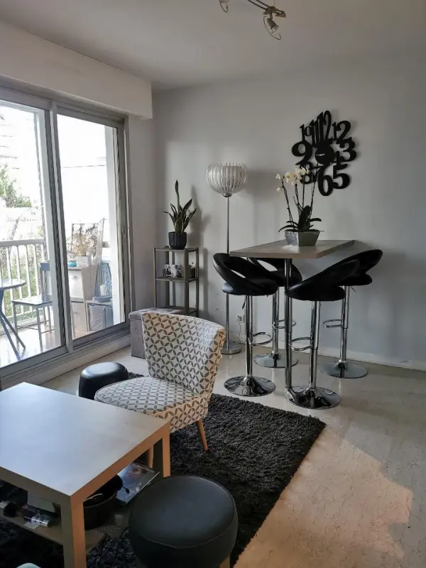 Marseille 13008 – Location appartement 2&nbsp;pièces 1&nbsp;chambre