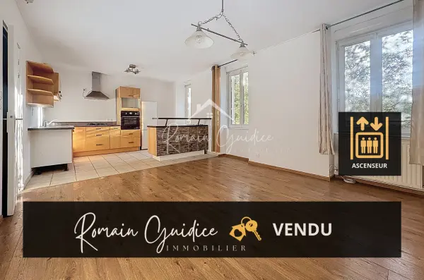 Millau 12100 – Vente appartement 3&nbsp;pièces 2&nbsp;chambres