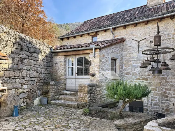 Rivière-sur-Tarn 12640 – Vente maison/villa 7&nbsp;pièces 5&nbsp;chambres