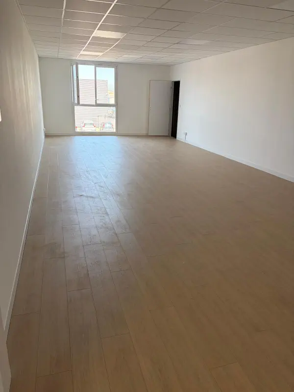 Saint-Estève 66240 – Location bureaux
