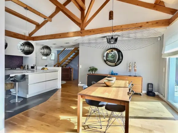 Divonne-les-Bains 01220 – Vente maison/villa 6&nbsp;pièces 4&nbsp;chambres