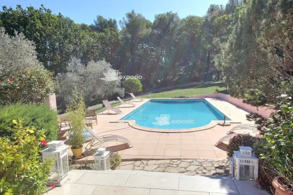 Cabriès 13480 – Vente maison/villa 7&nbsp;pièces 5&nbsp;chambres