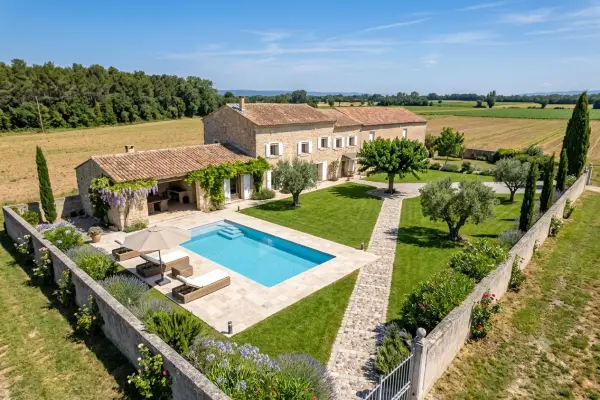 L&rsquo;Isle-sur-la-Sorgue 84800 – Vente maison/villa 7&nbsp;pièces 6&nbsp;chambres