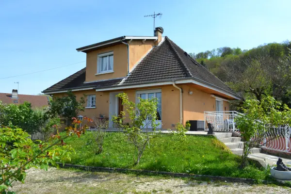 Bourgoin-Jallieu 38300 – Vente maison/villa 5&nbsp;pièces 4&nbsp;chambres
