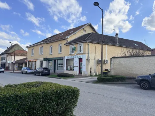 Les Abrets en Dauphiné 38490 – Vente immeuble