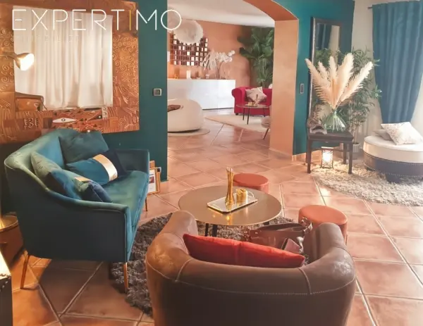 Rousset 13790 – Vente maison/villa 10&nbsp;pièces 9&nbsp;chambres