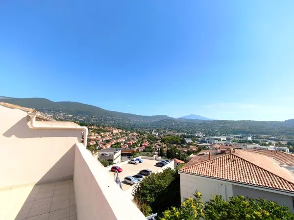 Grasse 06130 – Vente appartement 4&nbsp;pièces 3&nbsp;chambres