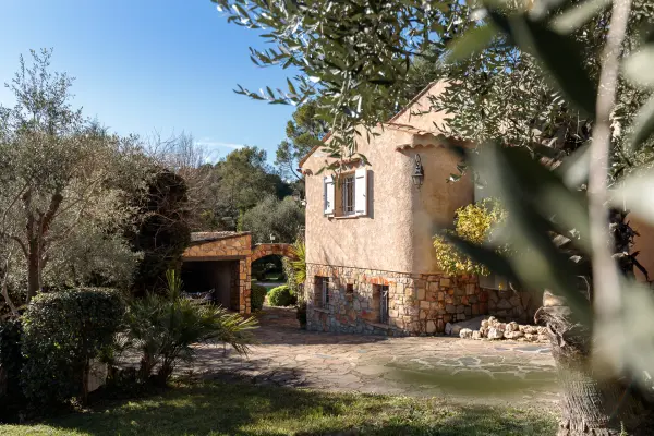 Mougins 06250 – Vente de prestige maison/villa 5&nbsp;pièces 4&nbsp;chambres