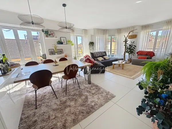 Saint-Affrique 12400 – Vente appartement 5&nbsp;pièces 4&nbsp;chambres