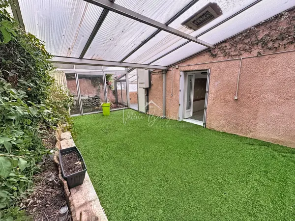 Saint-Affrique 12400 – Vente maison/villa 9&nbsp;pièces 5&nbsp;chambres