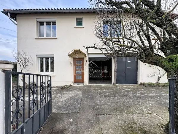 Roquefort-sur-Soulzon 12250 – Vente maison/villa 6&nbsp;pièces 4&nbsp;chambres