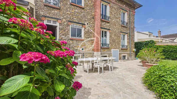Corbeil-Essonnes 91100 – Vente maison/villa 13&nbsp;pièces 6&nbsp;chambres