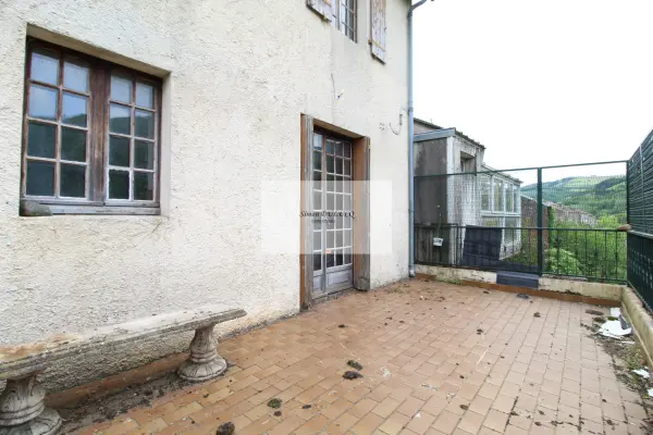 Saint-Sernin-sur-Rance 12380 – Vente immeuble