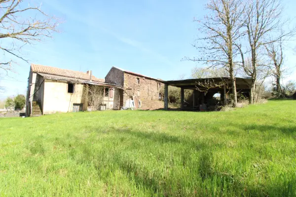 Mounes-Prohencoux 12370 – Vente maison/villa 8&nbsp;pièces 6&nbsp;chambres