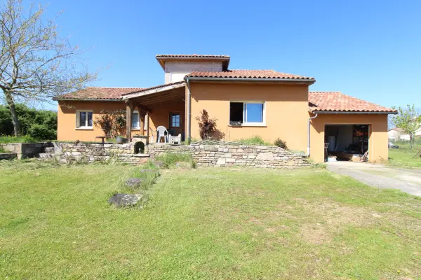 Saint-Victor-et-Melvieu 12400 – Vente maison/villa 6&nbsp;pièces 4&nbsp;chambres
