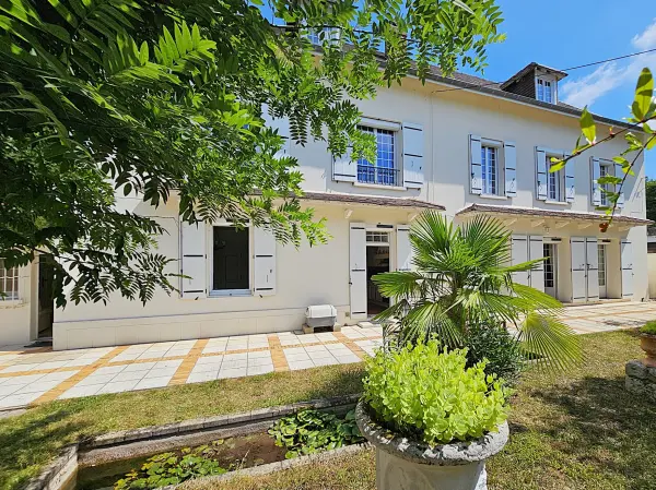 Villeneuve-sur-Lot 47300 – Vente maison/villa 8&nbsp;pièces 5&nbsp;chambres