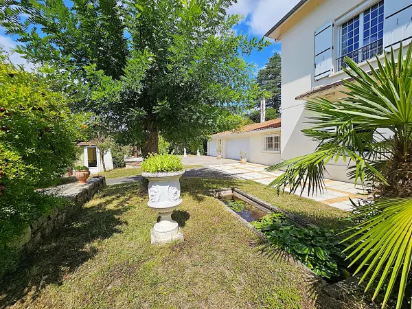 Villeneuve-sur-Lot 47300 – Vente maison/villa 8&nbsp;pièces 5&nbsp;chambres