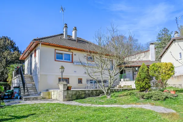 Osny 95520 – Vente maison/villa 6&nbsp;pièces 4&nbsp;chambres