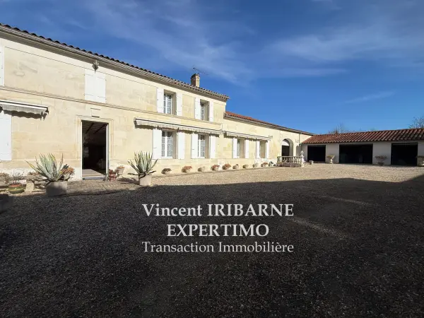 Saintes 17100 – Vente maison/villa 6&nbsp;pièces 3&nbsp;chambres