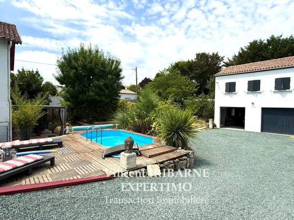 Saintes 17100 – Vente maison/villa 6&nbsp;pièces 4&nbsp;chambres