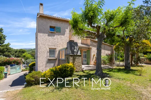 Marseille 13009 – Vente maison/villa 7&nbsp;pièces 5&nbsp;chambres