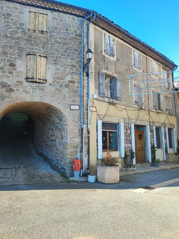 Chalencon 07240 – Vente maison/villa 6&nbsp;pièces 4&nbsp;chambres