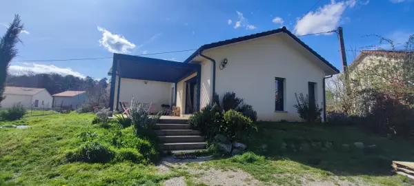 Alboussière 07440 – Vente maison/villa 5&nbsp;pièces 4&nbsp;chambres