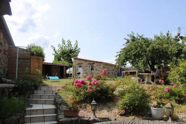 Alboussière 07440 – Vente maison/villa 9&nbsp;pièces 7&nbsp;chambres