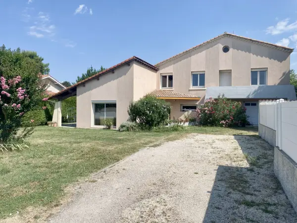 Tain-l&rsquo;Hermitage 26600 – Vente maison/villa 6&nbsp;pièces 4&nbsp;chambres