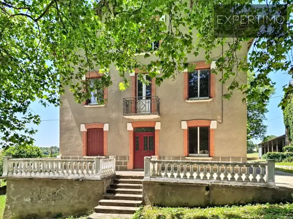 Cassagnes-Bégonhès 12120 – Vente maison/villa 10&nbsp;pièces 7&nbsp;chambres