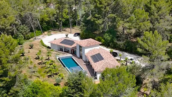 Draguignan 83300 – Vente de prestige maison/villa 9&nbsp;pièces 4&nbsp;chambres