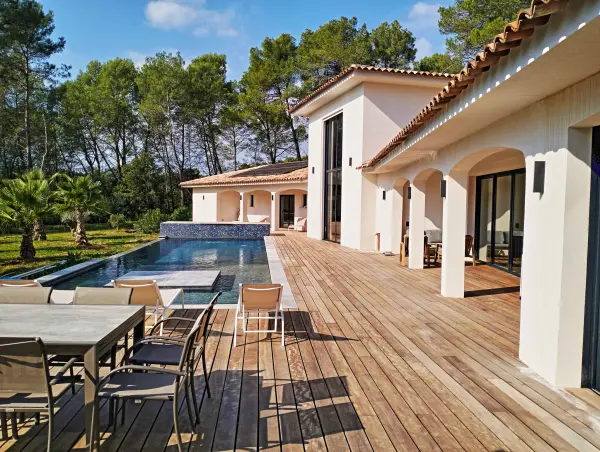 Draguignan 83300 – Vente de prestige maison/villa 9&nbsp;pièces 4&nbsp;chambres