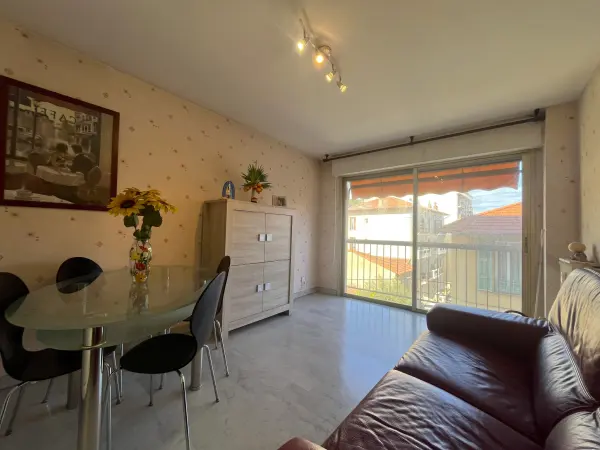 Nice 06200 – Vente appartement 2&nbsp;pièces 1&nbsp;chambre