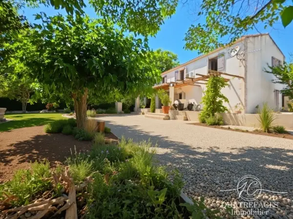 Tarascon 13150 – Vente maison/villa 7&nbsp;pièces 4&nbsp;chambres