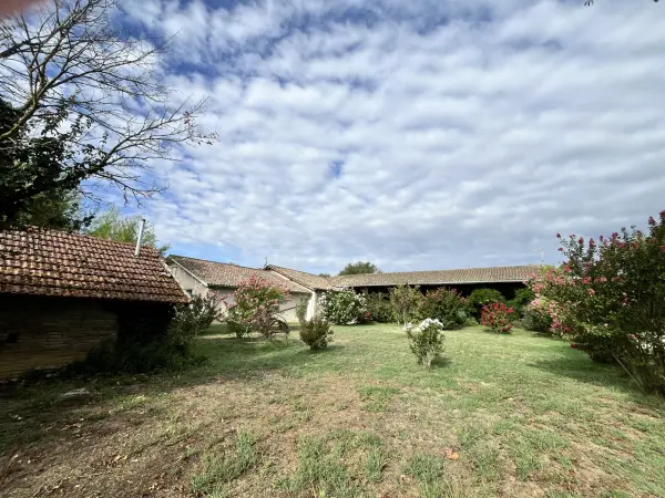 Mauvezin 32120 – Vente maison/villa 9&nbsp;pièces 5&nbsp;chambres