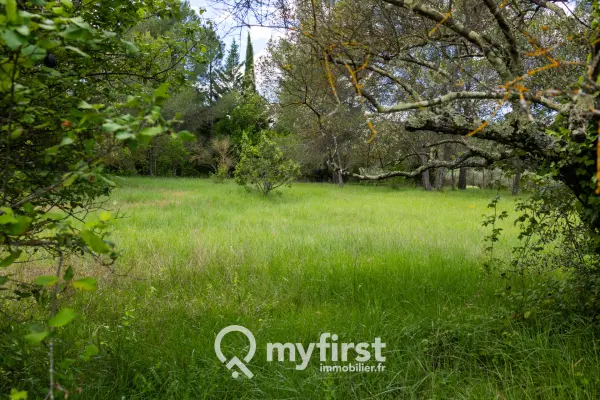 Le Val 83143 – Vente terrain