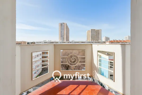 Toulon 83000 – Vente appartement 3&nbsp;pièces 2&nbsp;chambres