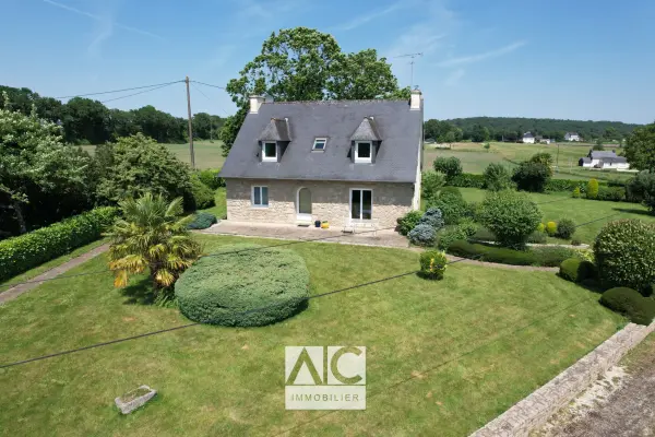 Plounévez-Quintin 22110 – Vente maison/villa 6&nbsp;pièces 4&nbsp;chambres